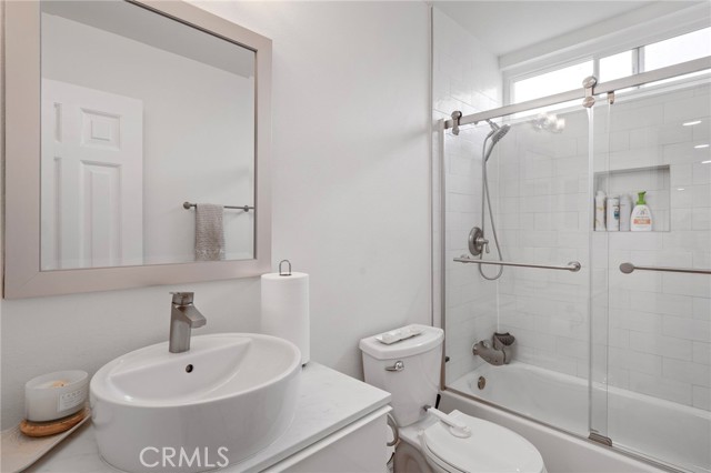 MLS #OC25226576 image #15