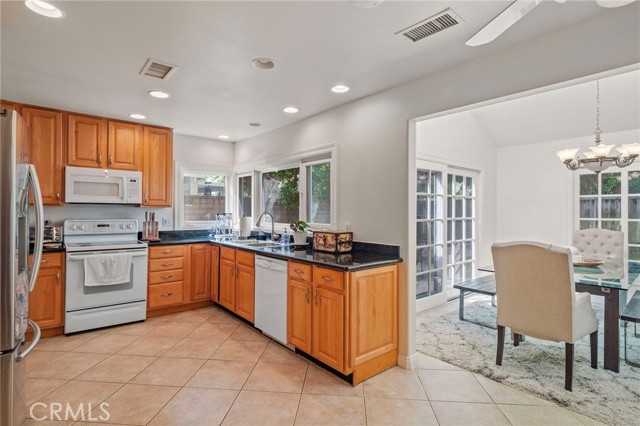 MLS #OC25226576 image #6