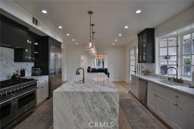 MLS #OC25226593 image #13