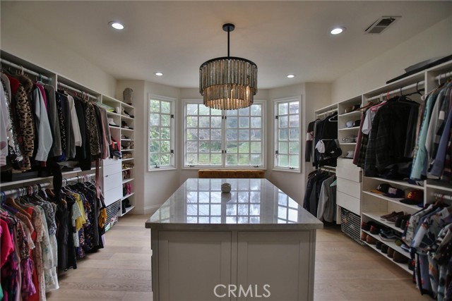 MLS #OC25226593 image #22