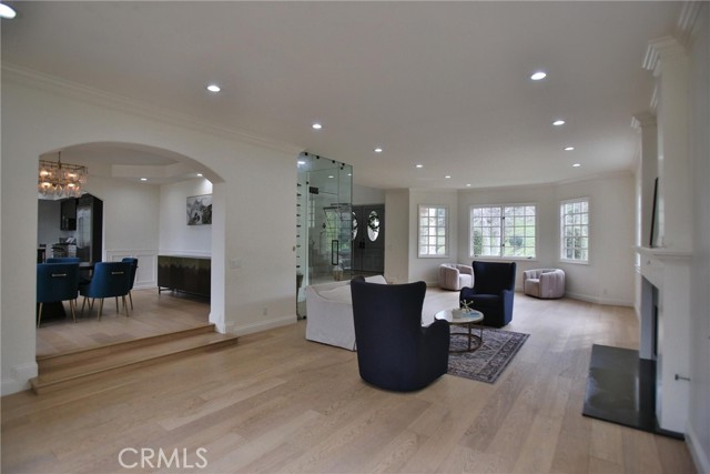 MLS #OC25226593 image #6