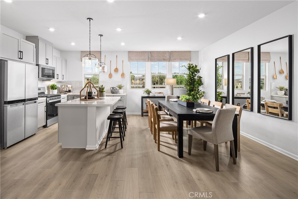 MLS #OC25226626 image #2