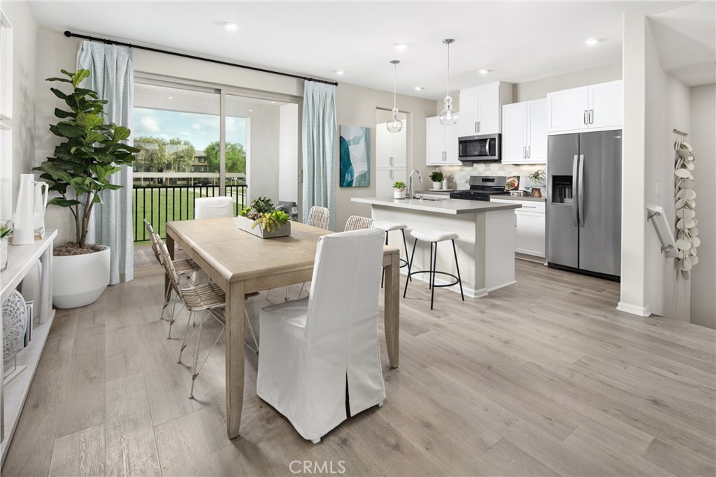 MLS #OC25226637 image #4