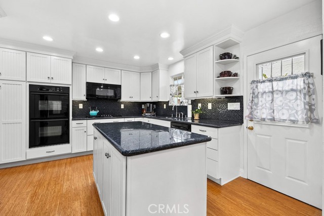 MLS #OC25226642 image #15