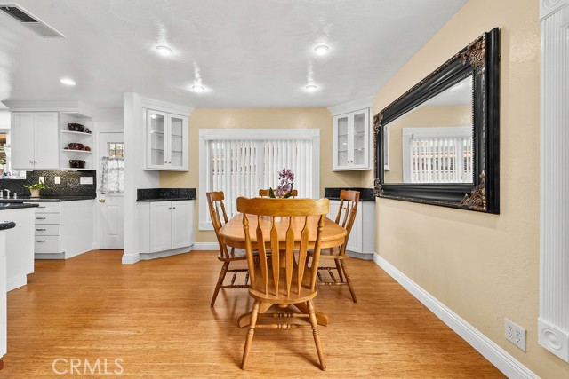 MLS #OC25226642 image #9