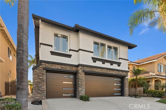 MLS #OC25226710 img 0