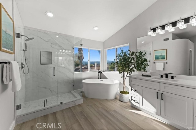 MLS #OC25226710 img 10