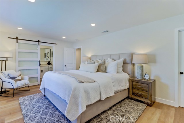 MLS #OC25226724 image #21