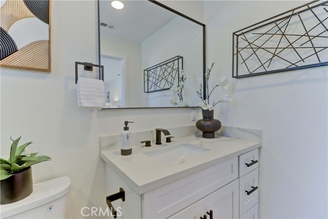 MLS #OC25226724 image #24