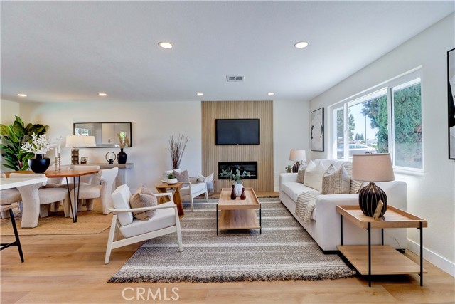 MLS #OC25226724 image #5