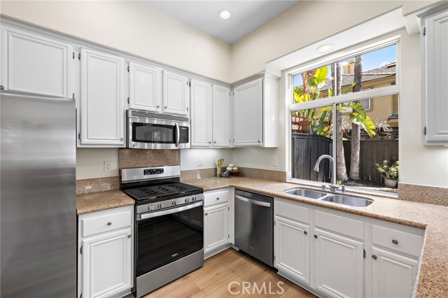 MLS #OC25226750 image #10