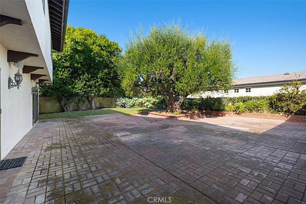 MLS #OC25226770 image #26