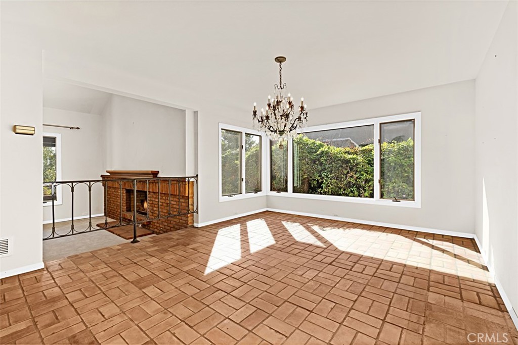 MLS #OC25226770 image #5