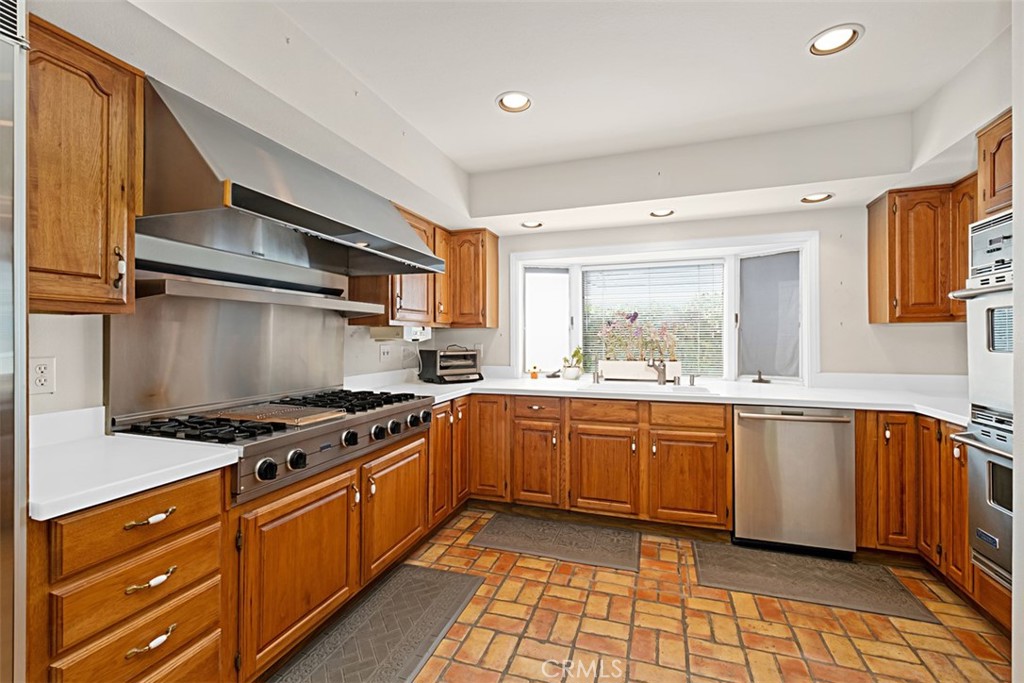 MLS #OC25226770 image #6