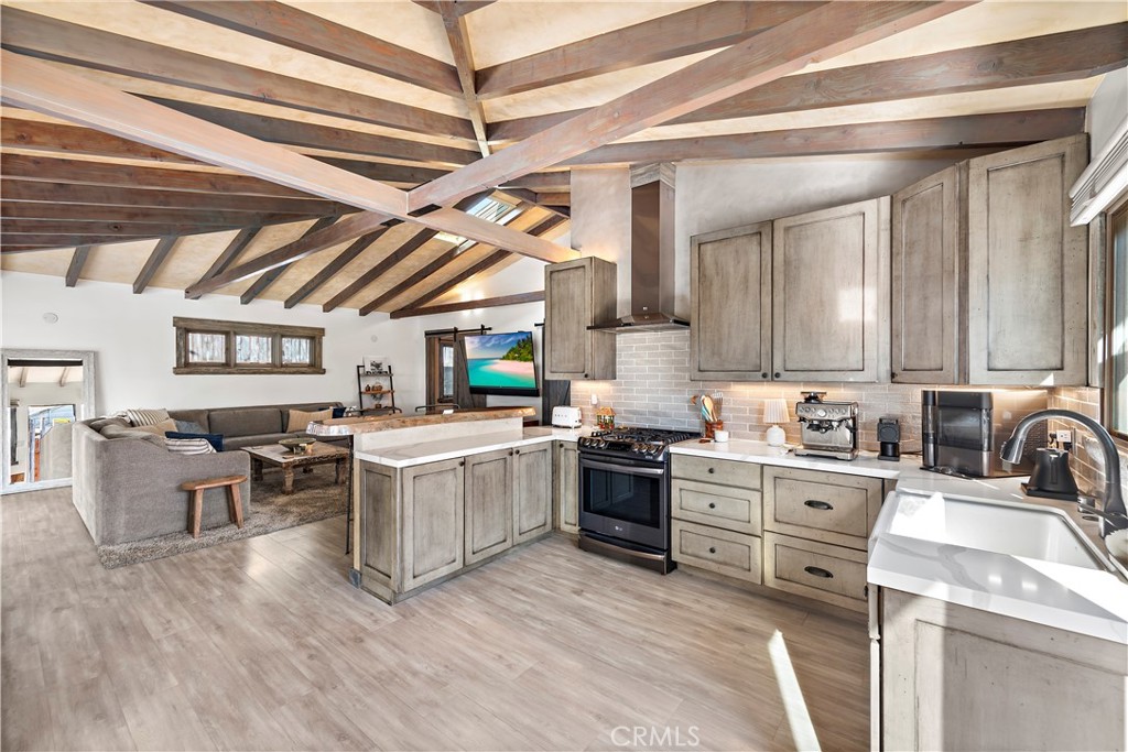 MLS #OC25226856 image #11