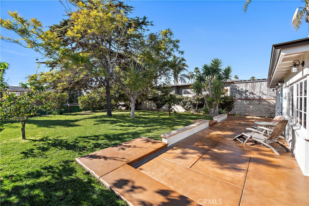 MLS #OC25226856 image #2