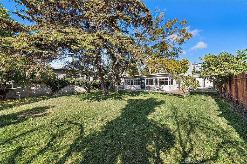 MLS #OC25226856 image #9