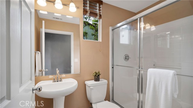 MLS #OC25226873 image #16