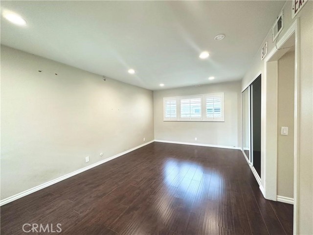 MLS #OC25226875 image #14