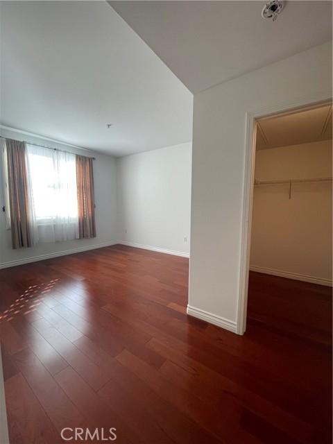 MLS #OC25227011 image #12