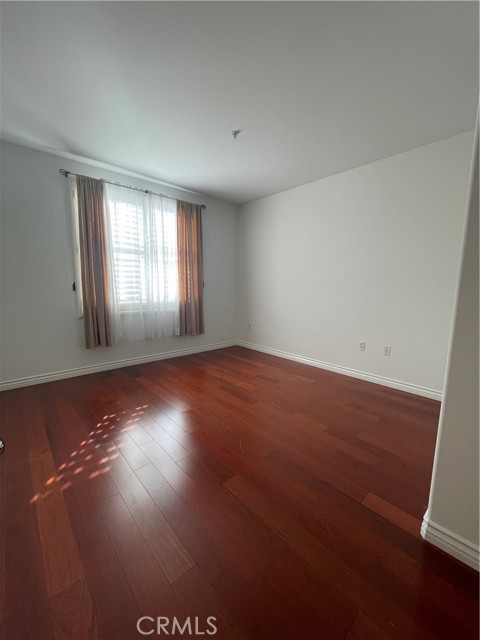 MLS #OC25227011 image #13