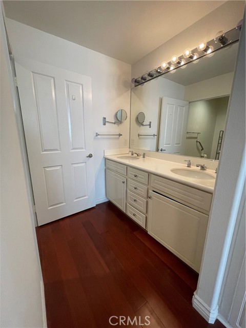 MLS #OC25227011 image #15