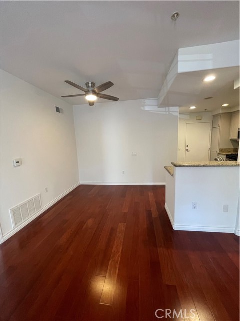 MLS #OC25227011 image #8