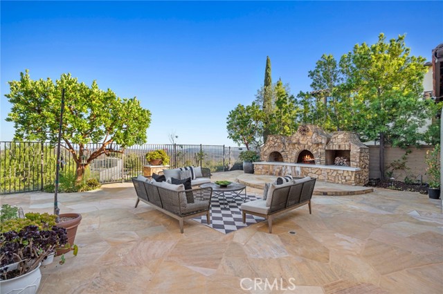 MLS #OC25227184 image #24