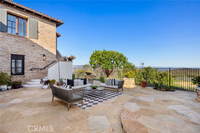 MLS #OC25227184 image #28