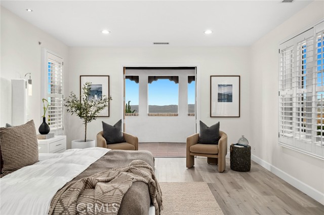 MLS #OC25227184 image #34