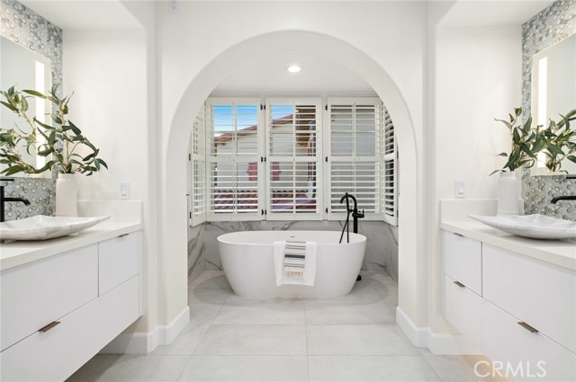 MLS #OC25227184 image #36