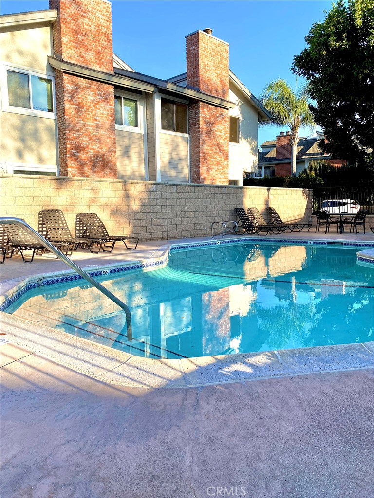 MLS #OC25227295 image #14