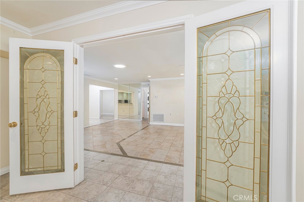 MLS #OC25227311 image #9