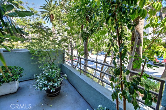 MLS #OC25227328 image #13