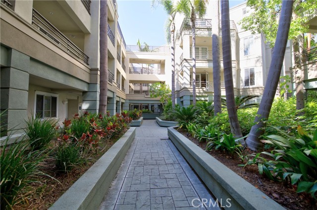 MLS #OC25227328 image #18