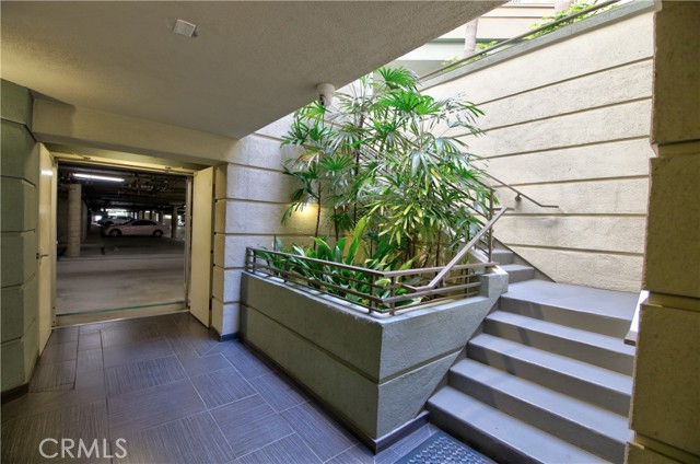 MLS #OC25227328 image #19