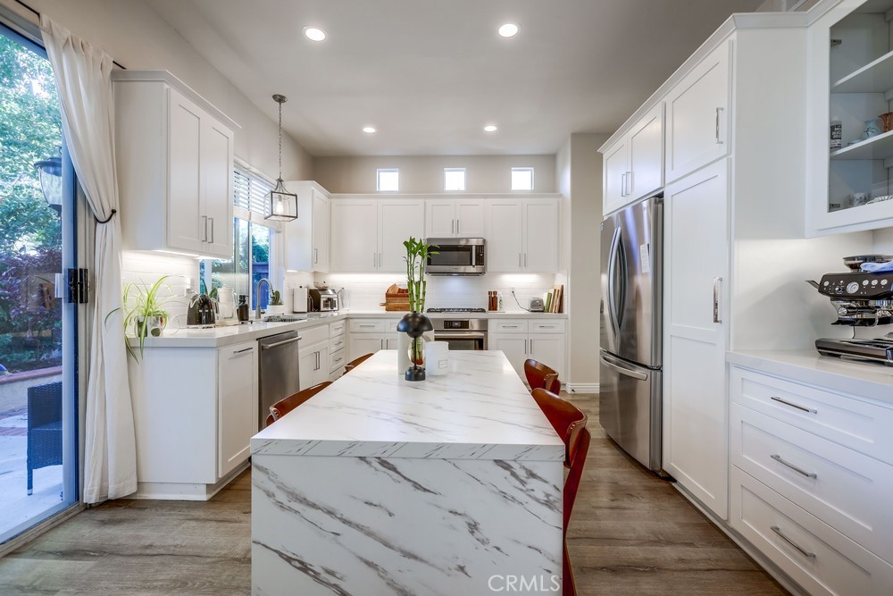 MLS #OC25227346 image #14