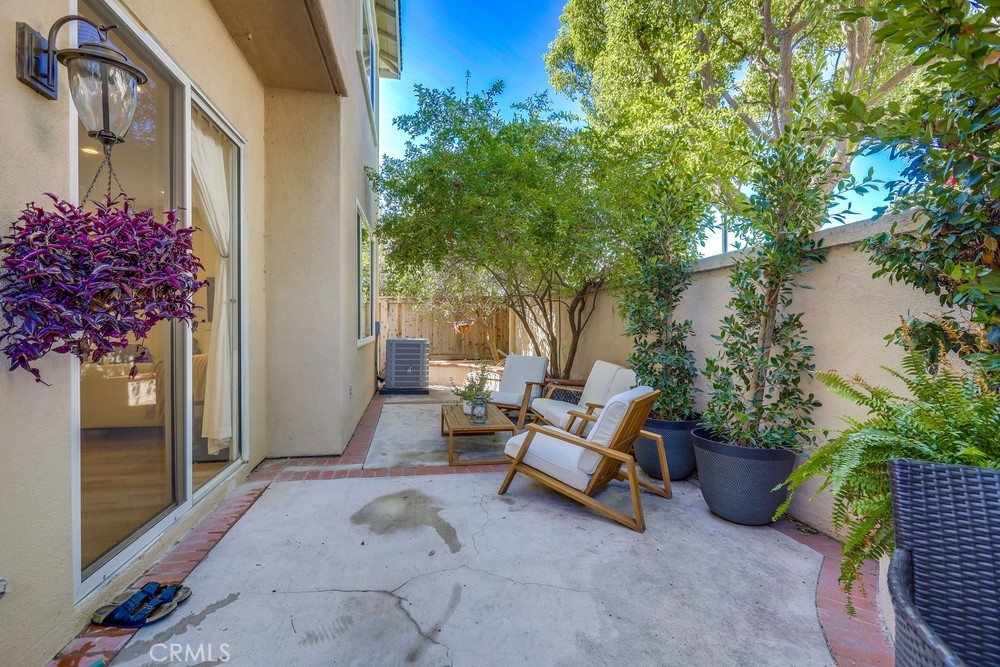 MLS #OC25227346 image #18