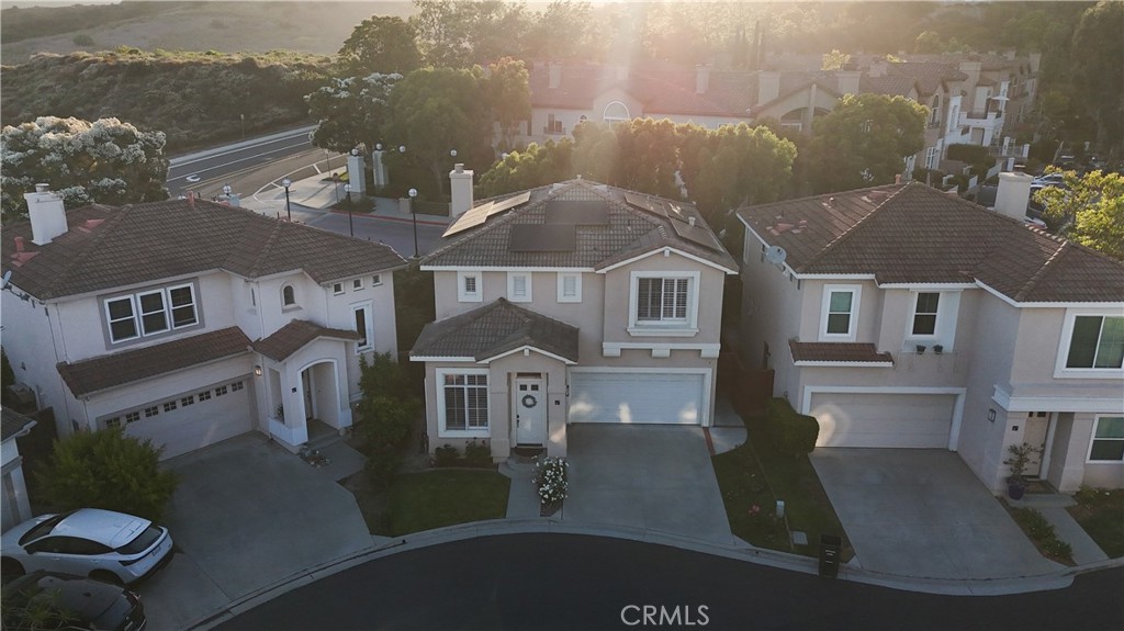 MLS #OC25227346 image #2