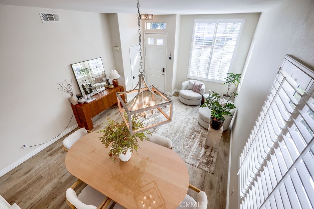 MLS #OC25227346 image #24