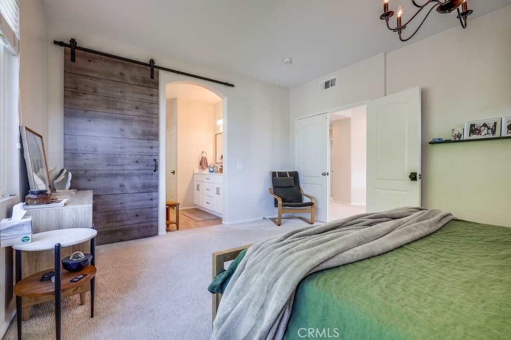 MLS #OC25227346 image #27