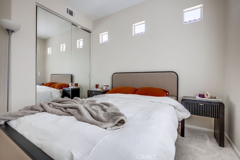 MLS #OC25227346 image #37