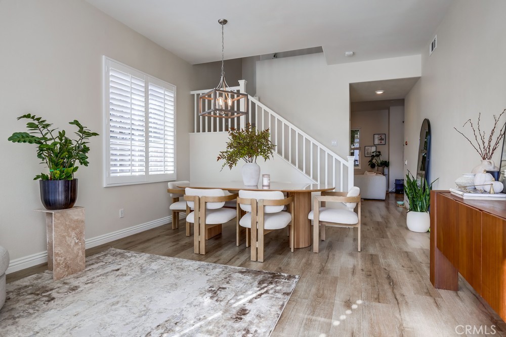 MLS #OC25227346 image #4