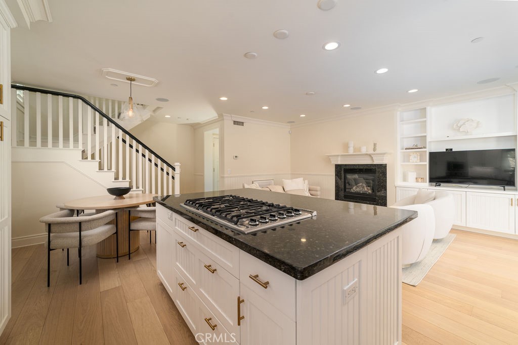 MLS #OC25225888 image #15