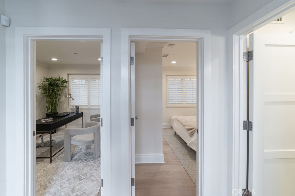 MLS #OC25225888 image #3