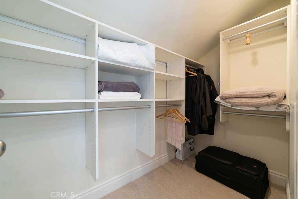 MLS #OC25225888 image #31