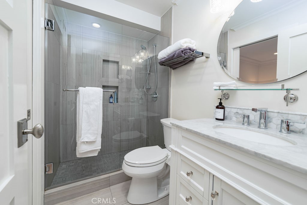 MLS #OC25225888 image #6