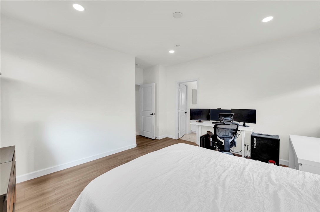 MLS #OC25227460 image #14