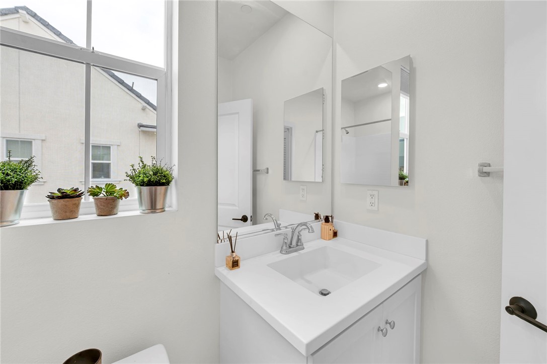 MLS #OC25227460 image #22