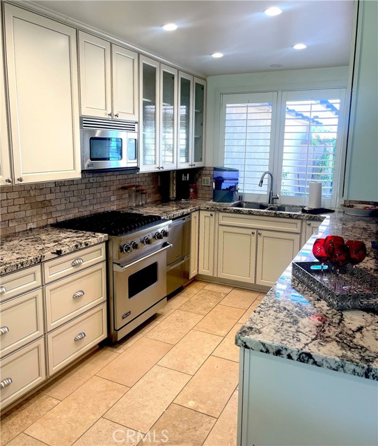 MLS #OC25227496 image #3